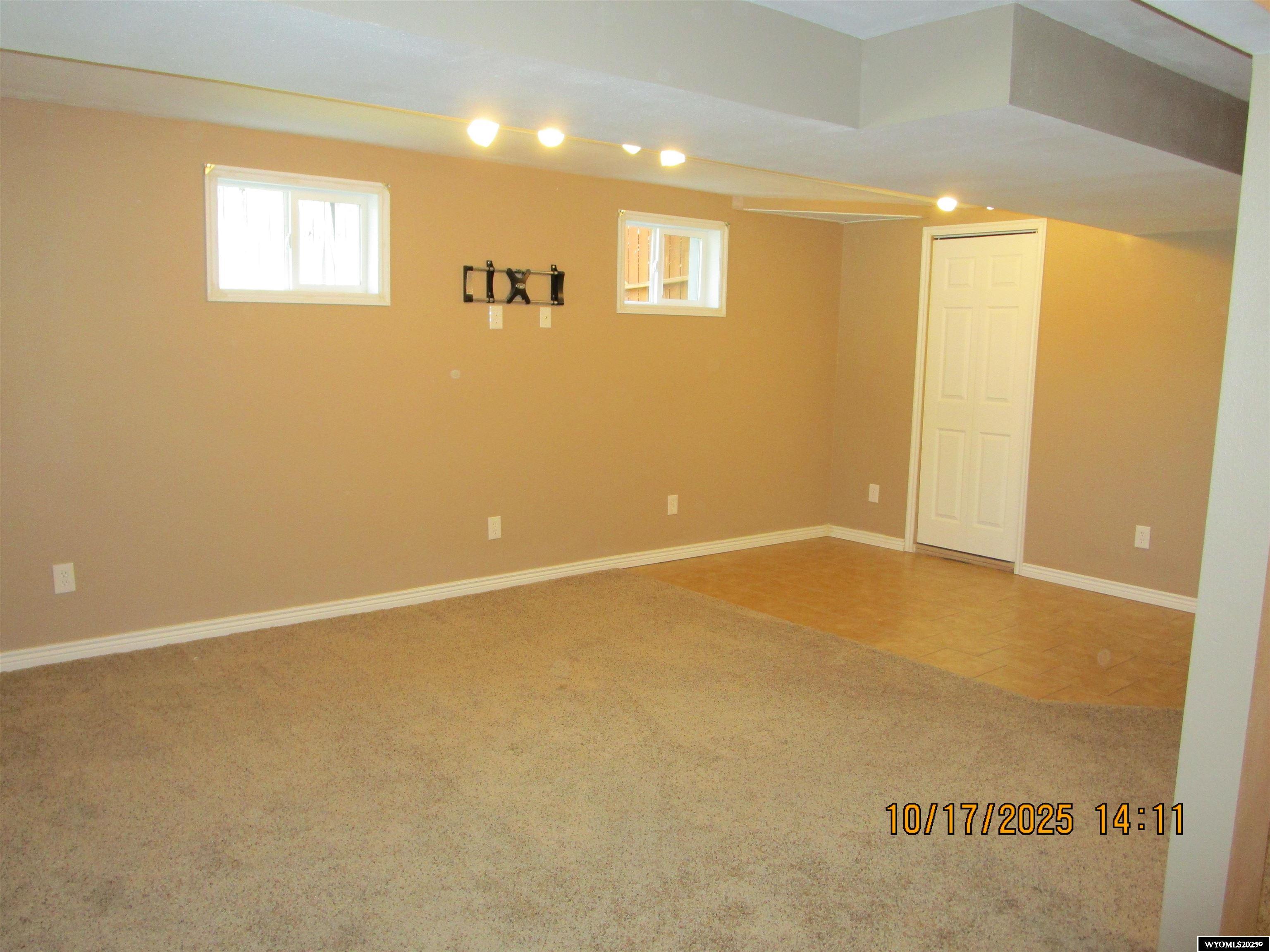 645 Easy Street Green River, WY 82935 - Photo 26 of 49