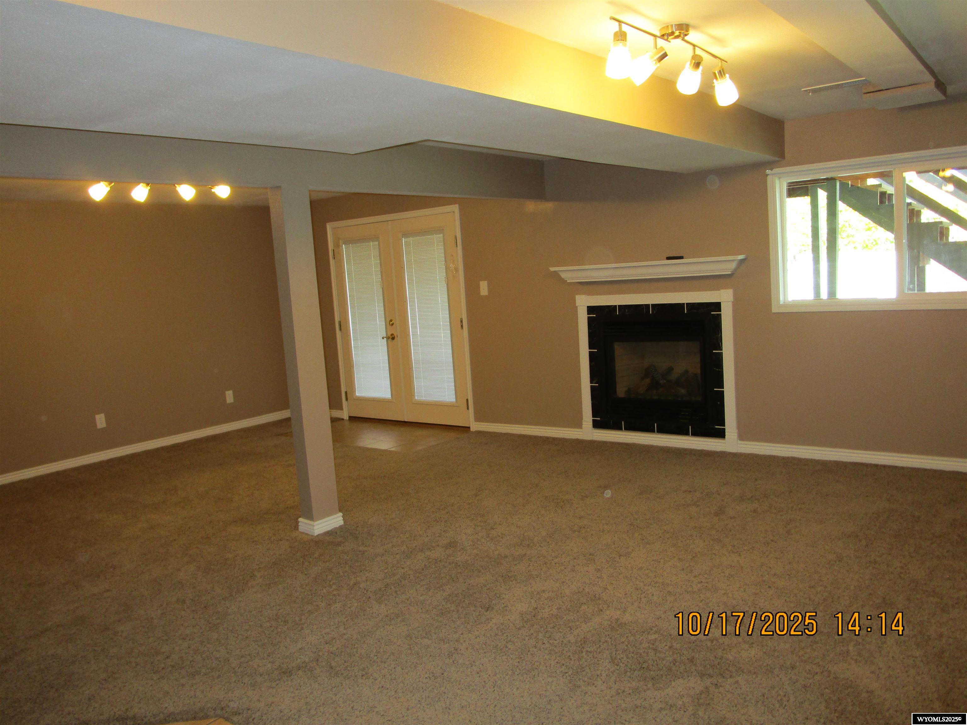 645 Easy Street Green River, WY 82935 - Photo 28 of 49