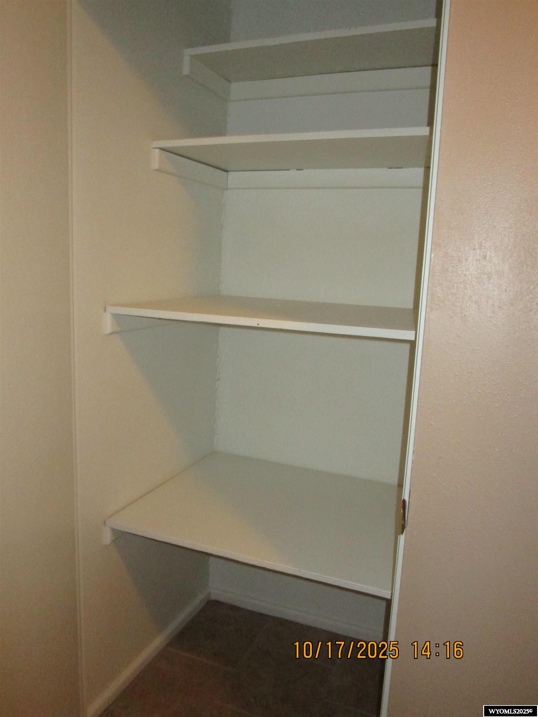 645 Easy Street Green River, WY 82935 - Photo 36 of 49