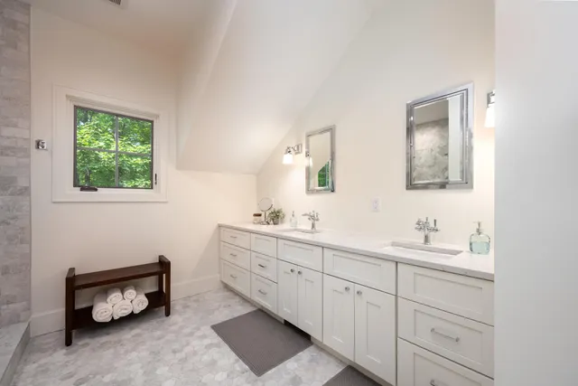 $1,390,000 | 1511 South Lake Drive, Shell Lake, WI 54871