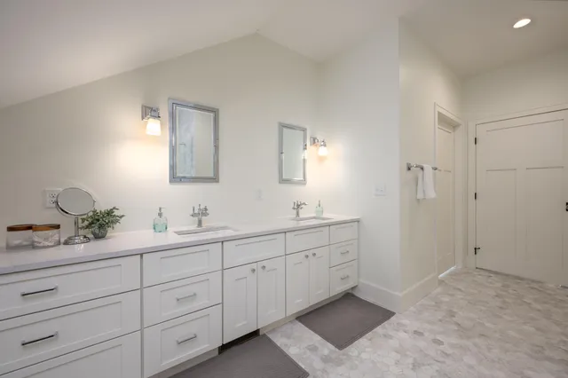 $1,390,000 | 1511 South Lake Drive, Shell Lake, WI 54871