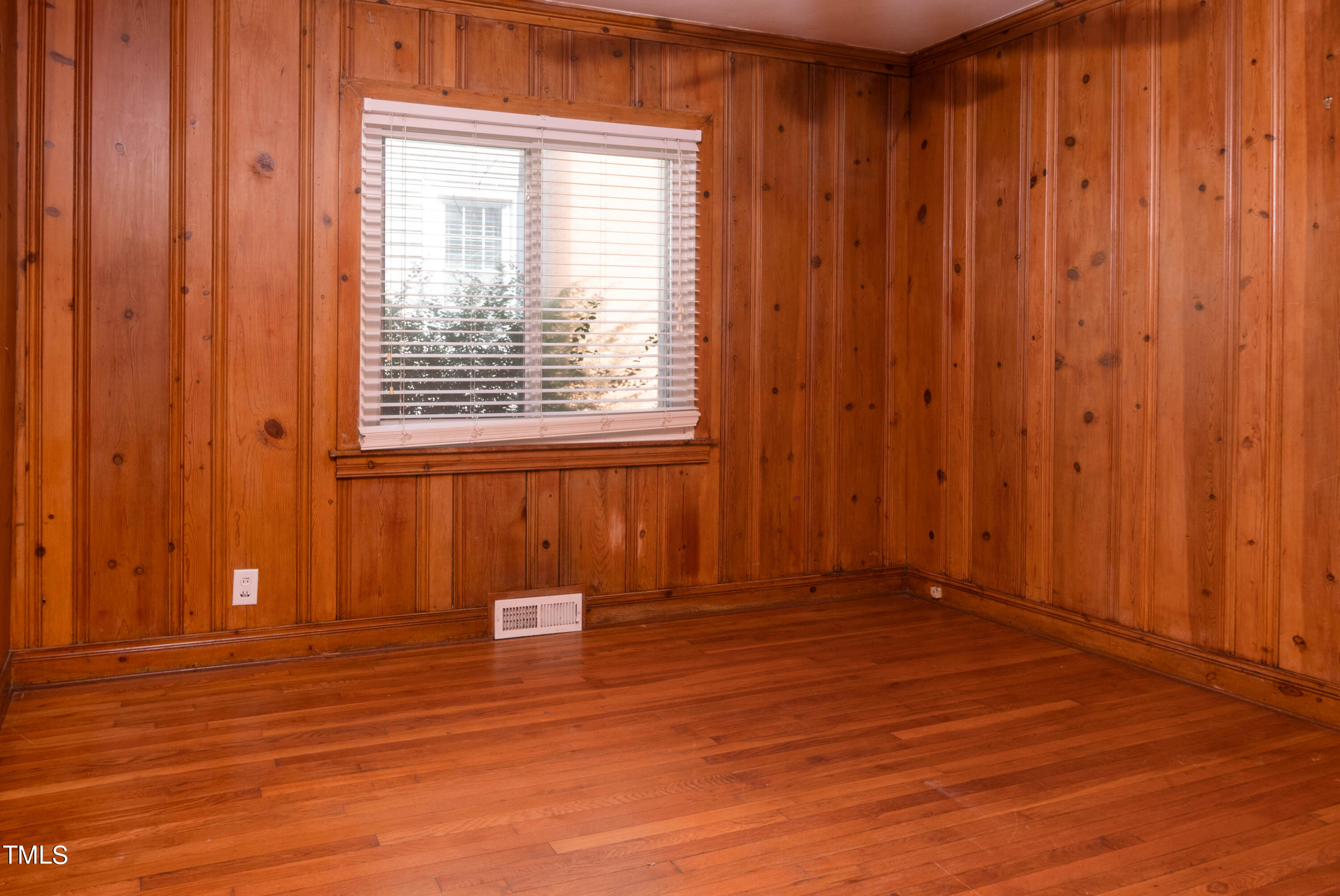 2601 North Roxboro Street Durham, NC 27704 - Photo 27 of 76 2601 N Roxboro-26