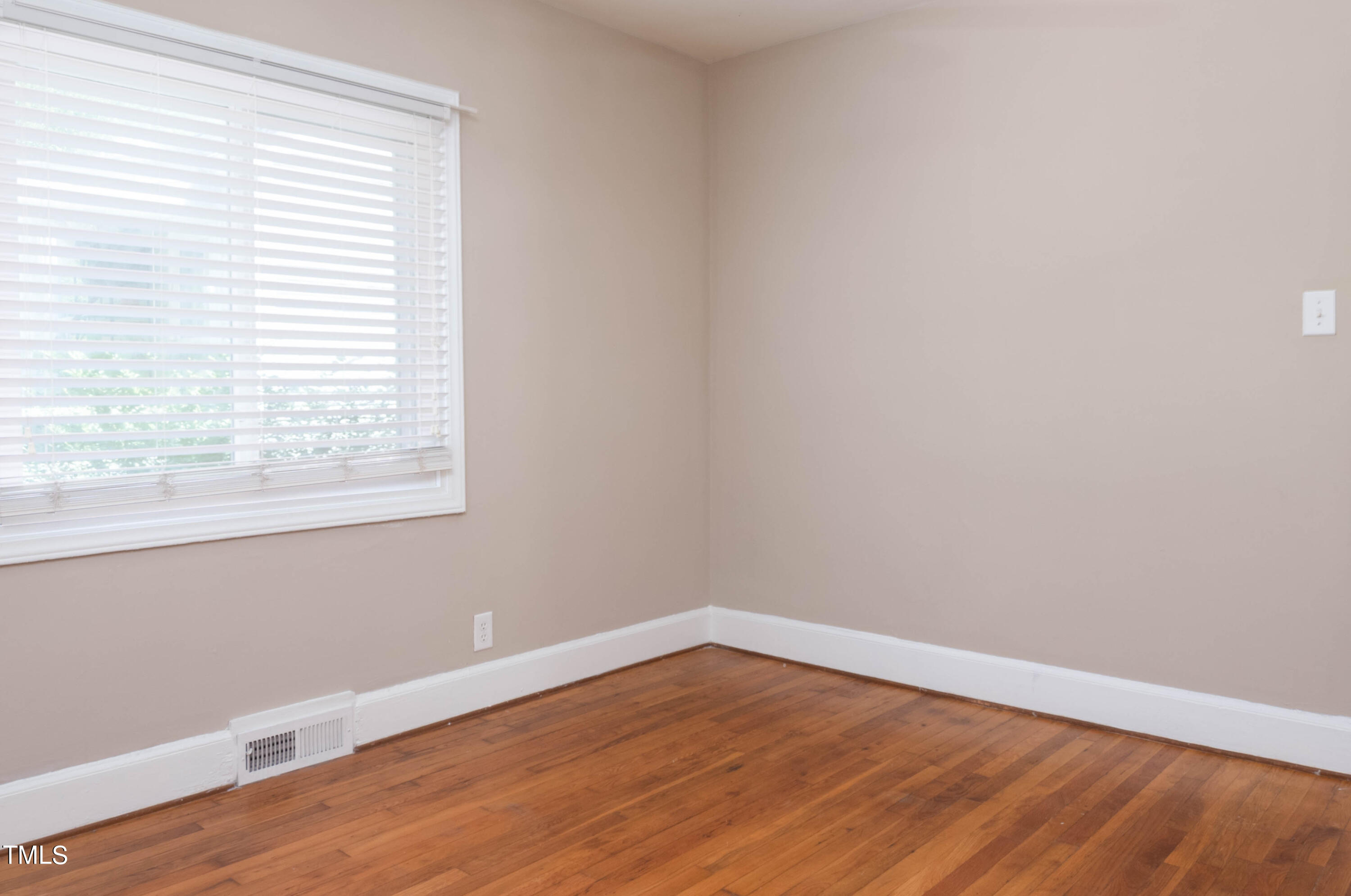 2601 North Roxboro Street Durham, NC 27704 - Photo 34 of 76 2601 N Roxboro-33