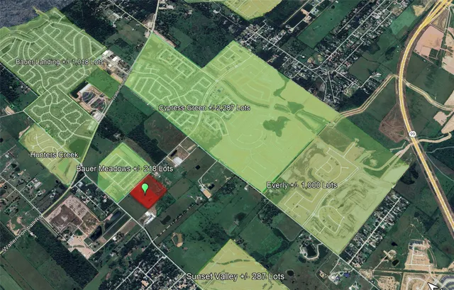 an aerial view of a tennis court