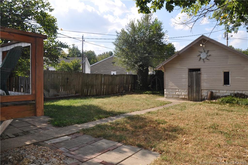 2209 East Spring Street New Albany, IN 47150 - Photo 10 of 45 Gallery Image 10