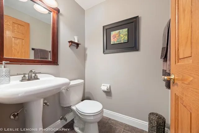 $579,900 | 1484 Hodlmair Court, Elk Grove Village, IL 60007