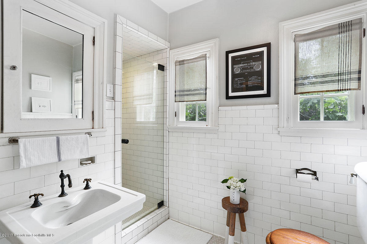 862 North Hill Avenue Pasadena, CA 91104 - Photo 17 of 28 G24I3792