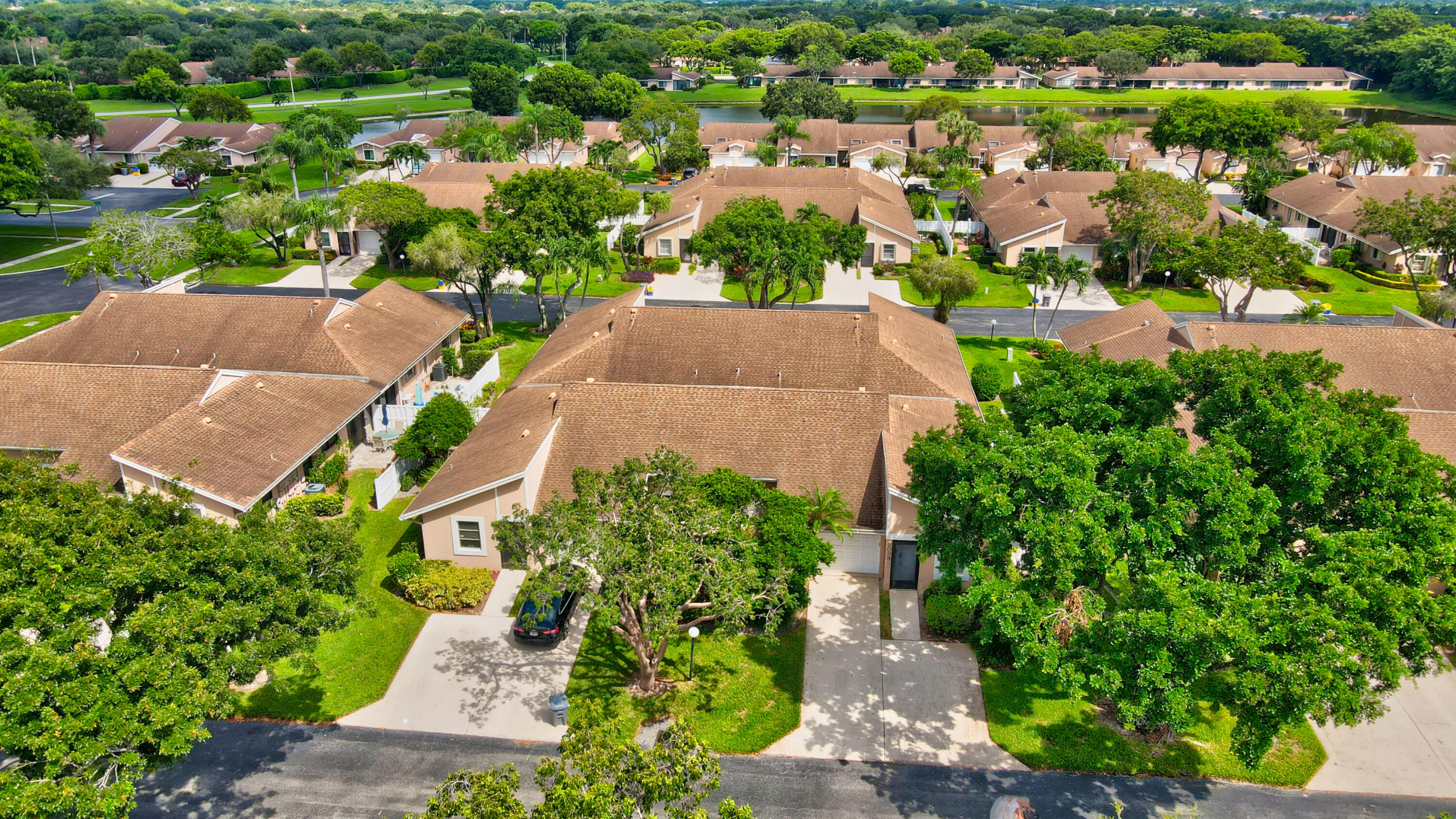 8089 Springtree Road Boca Raton, FL 33496 - Photo 3 of 44