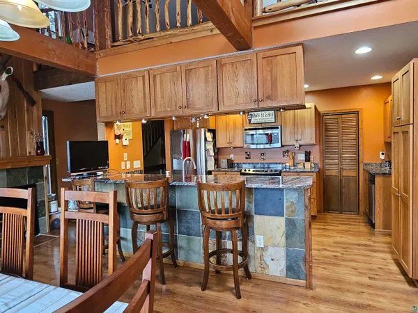 $565,000 | 4045 Long Lake Shores Road, Eveleth, MN 55734
