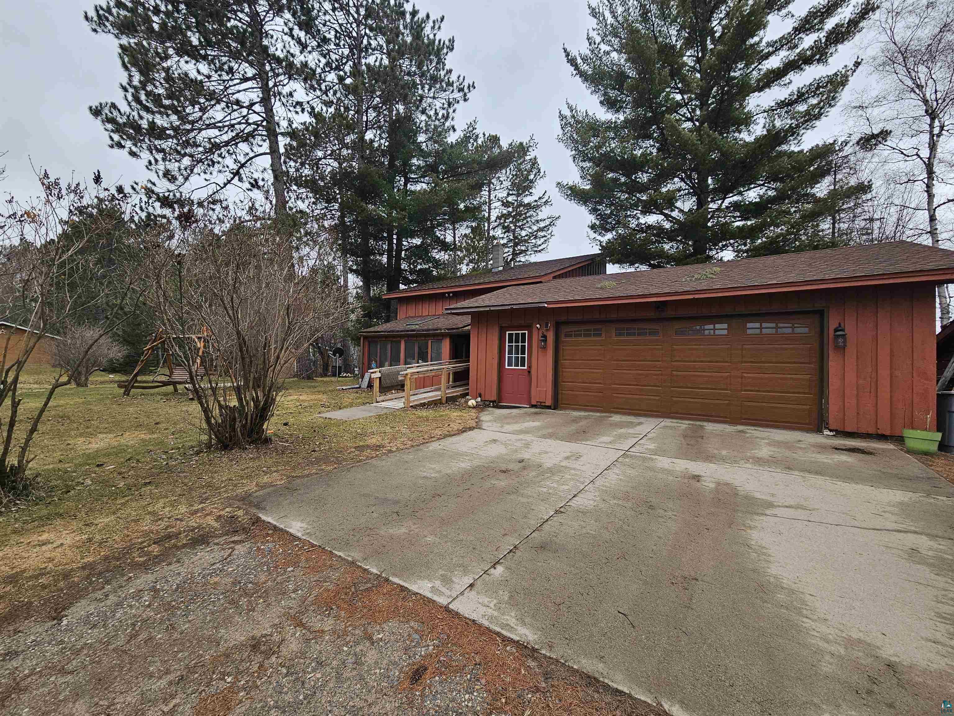 4045 Long Lake Shores Road Eveleth, MN 55734 - Photo 4 of 33