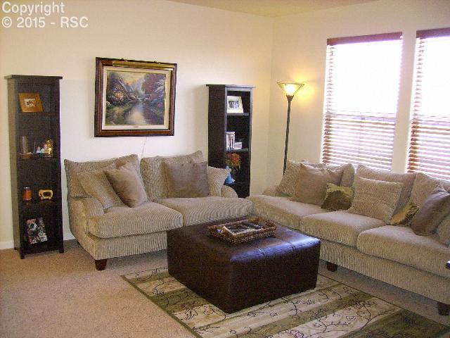 3932 Diamond Ridge View Colorado Springs, CO 80918 - Photo 5 of 13 Gallery Image 5