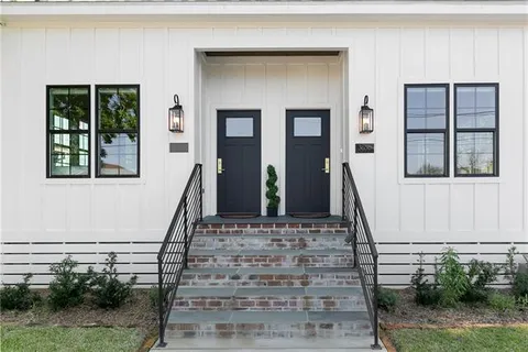 $2,800 | 3650 Bauvais Street, Metairie, LA 70001