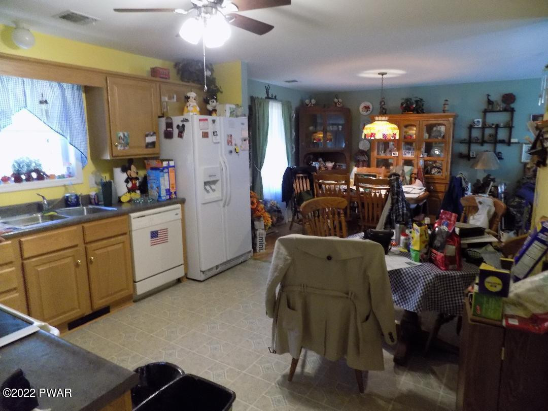 379 Long Meadow Road Milford, PA 18337 - Photo 4 of 19