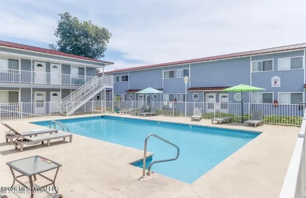 $2,100 | 1664 Beach Boulevard, Unit 90, Biloxi, MS 39531