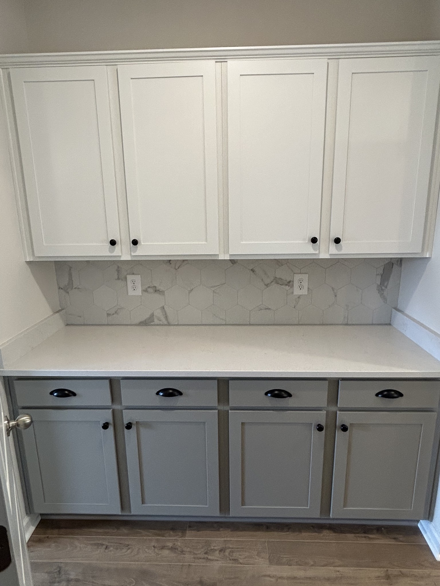 7136 Pepper Tree Circle Fairview, TN 37062 - Photo 5 of 29 a view of cabinets