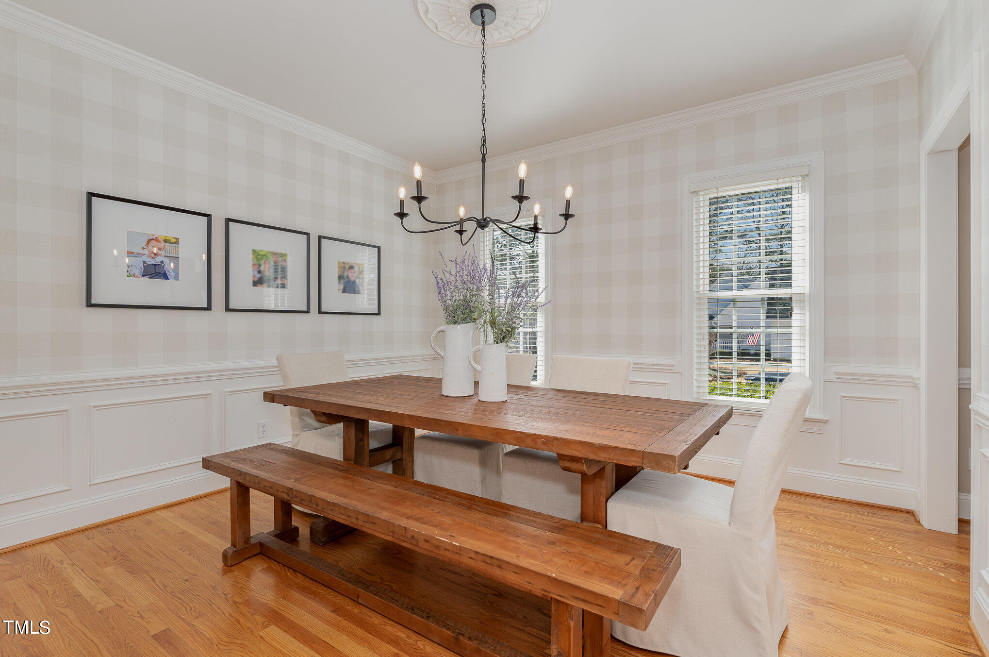 2500 Harptree Court Raleigh, NC 27613 - Photo 2 of 44 Dining room