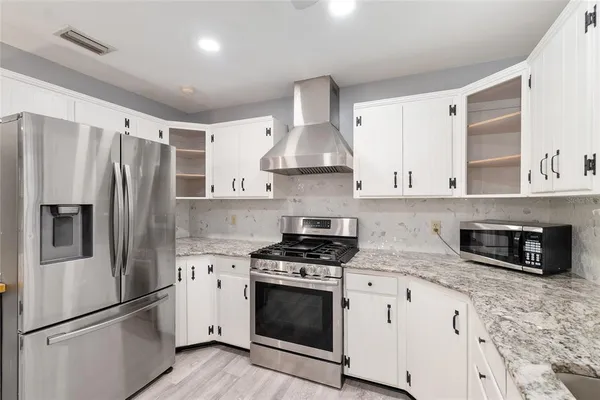 $428,000 | 3920 Southwest 1st Avenue, Gainesville, FL 32607