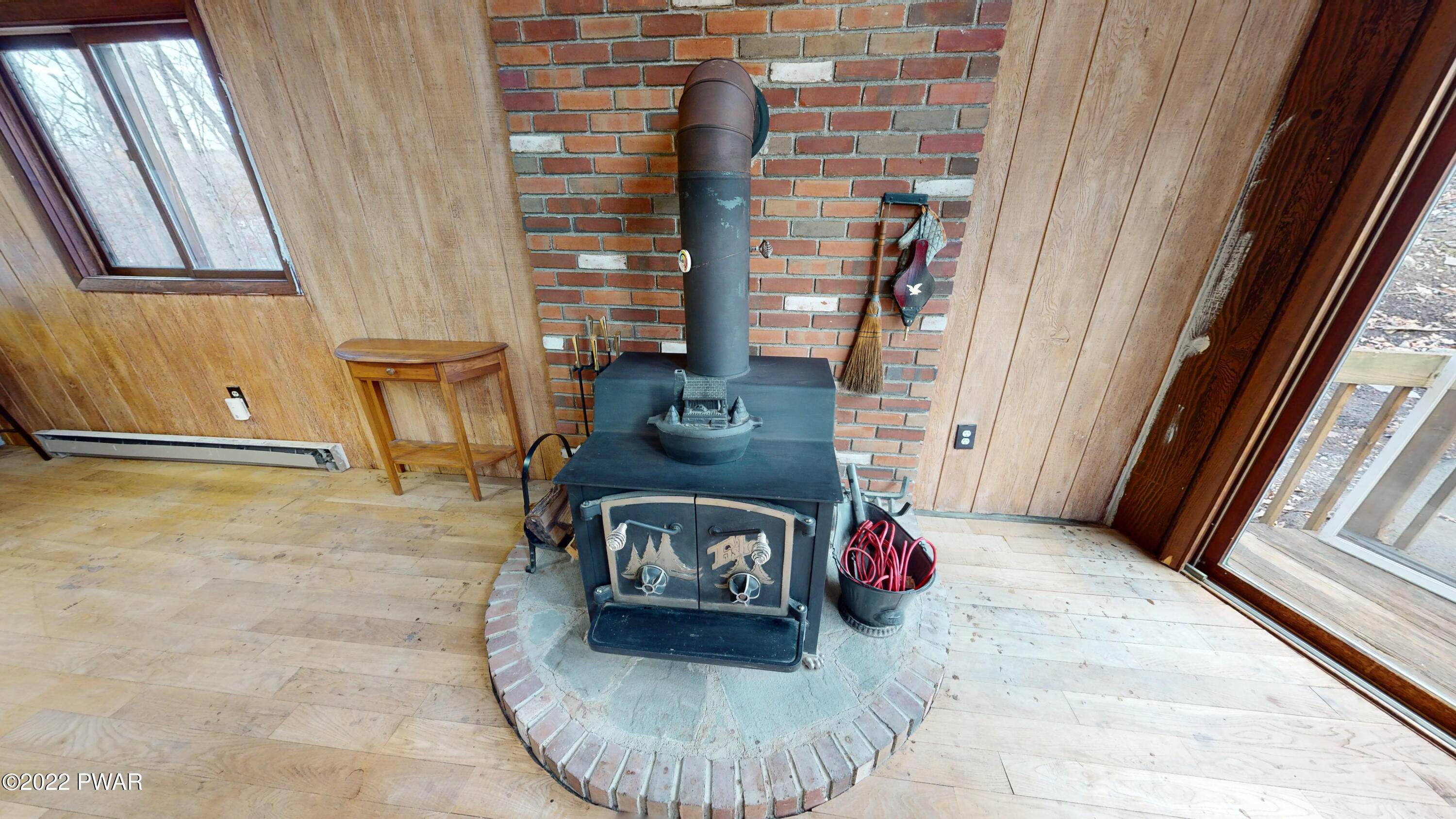 145 Regent Street Bushkill, PA 18324 - Photo 6 of 31 145-Regent-St-12032022_135931
