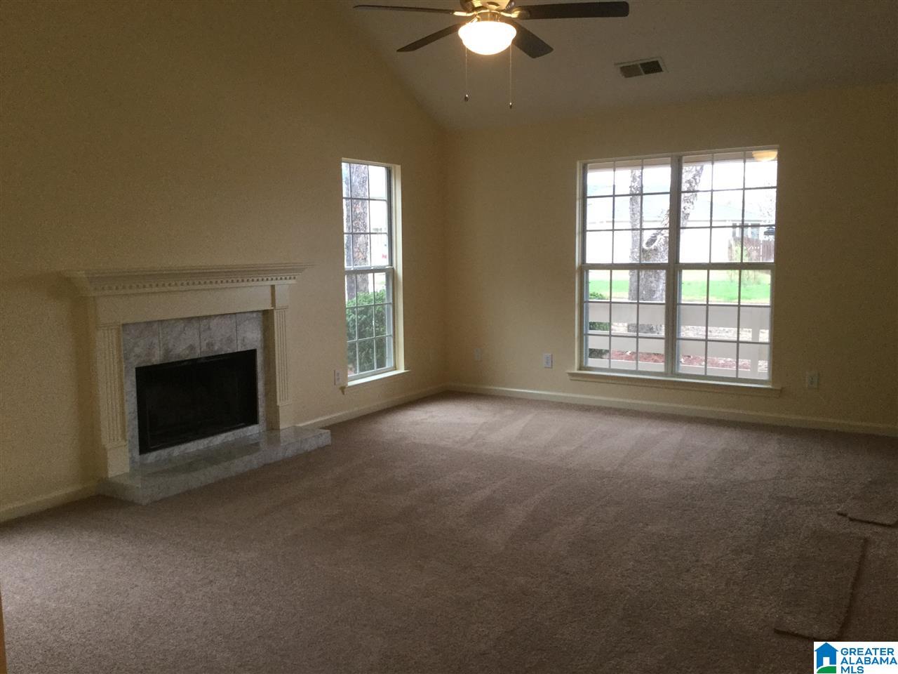 136 Pebble Lane Alabaster, AL 35007 - Photo 7 of 33
