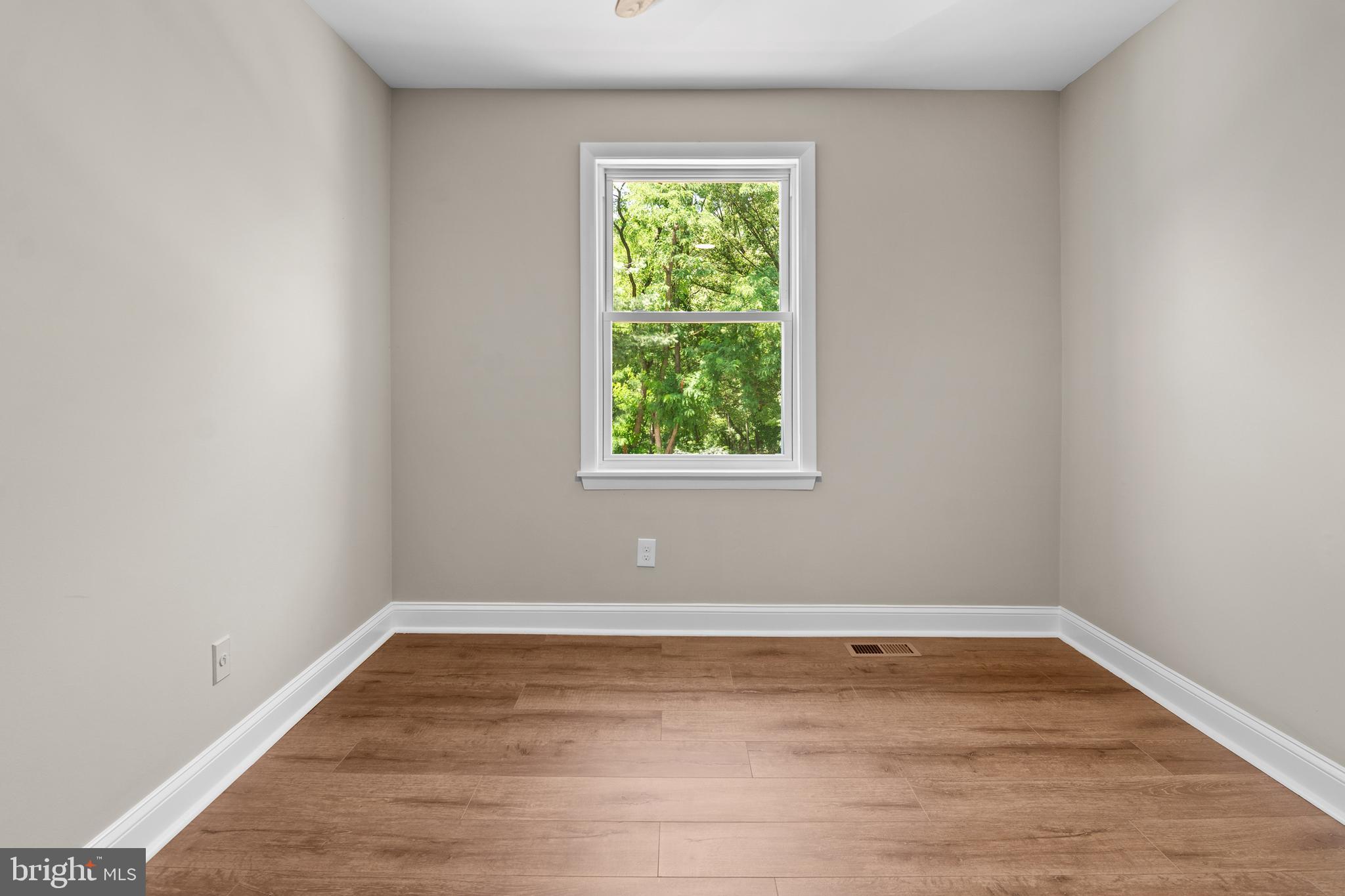 2613 Ebony Road Baltimore, MD 21234 - Photo 21 of 38