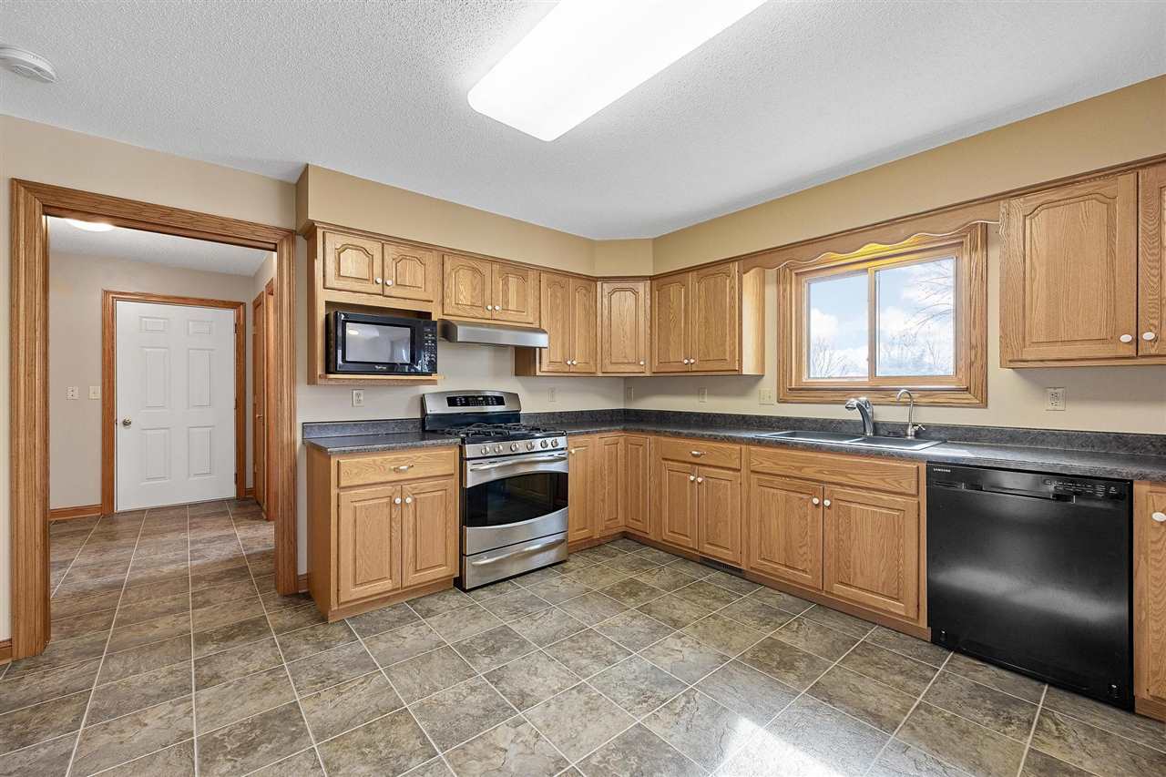 4039 Bruce Road Marion, IA 52302 - Photo 18 of 53 Gallery Image 18