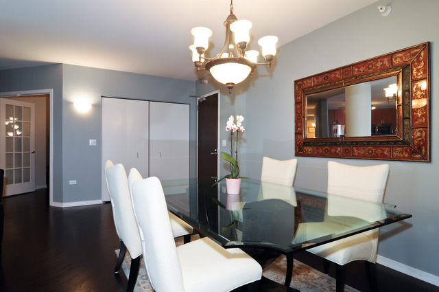 807 Davis Street, Unit 1209 Evanston, IL 60201 - Photo 4 of 17