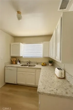 $810,000 | 10563 Las Lunitas Avenue, Tujunga, CA 91042