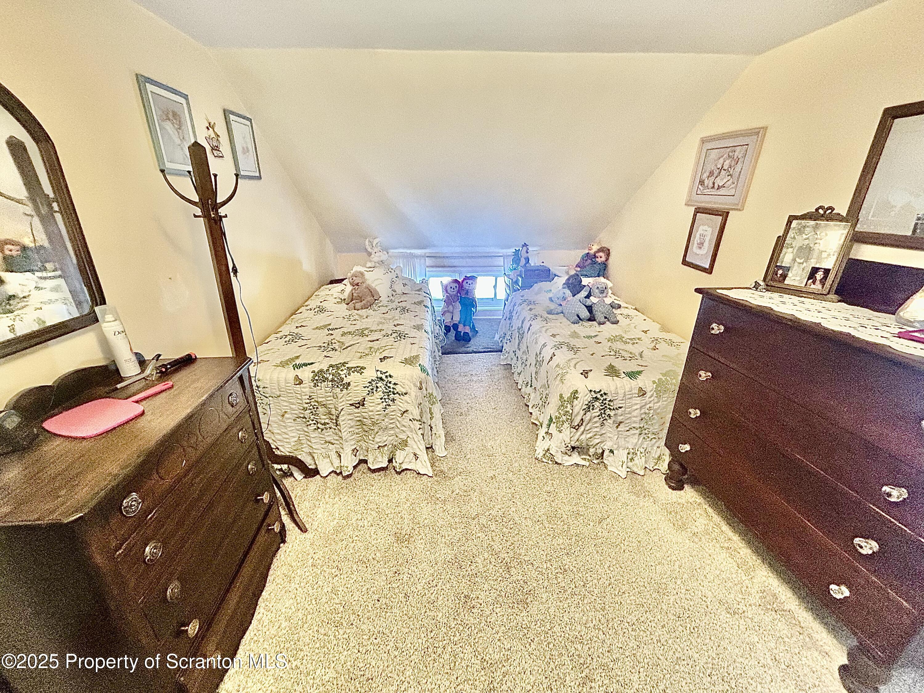 166 State Rte 2005 Springville, PA 18844 - Photo 19 of 44 a view of a livingroom with furniture