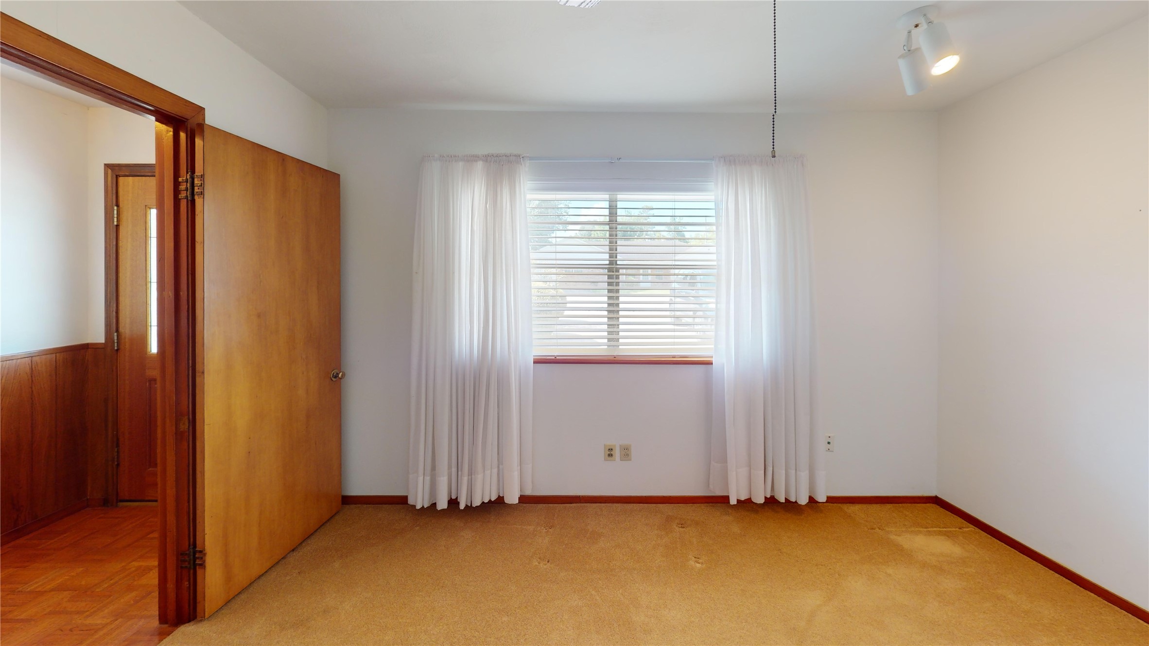 613 Southside Drive Angleton, TX 77515 - Photo 16 of 41