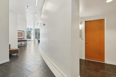 $825,000 | 350 West Ash Street, Unit 102, San Diego, CA 92101