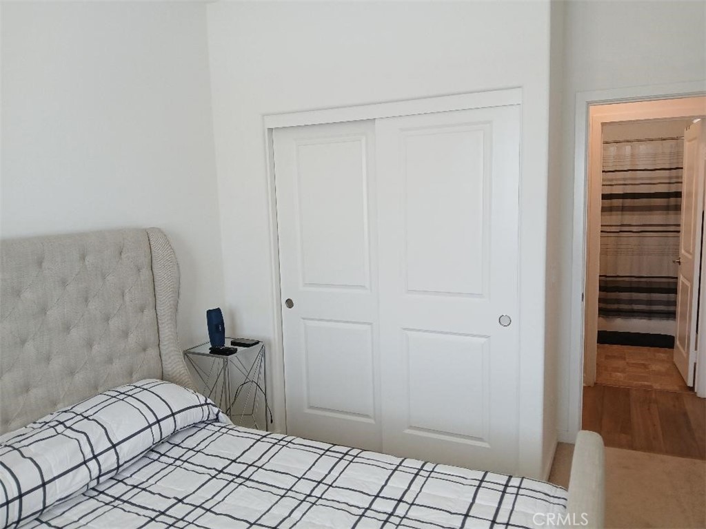 5081 Larkspur Road Banning, CA 92220 - Photo 23 of 36 Bedroom 2 approx 16X11 and full bathroom across from hall