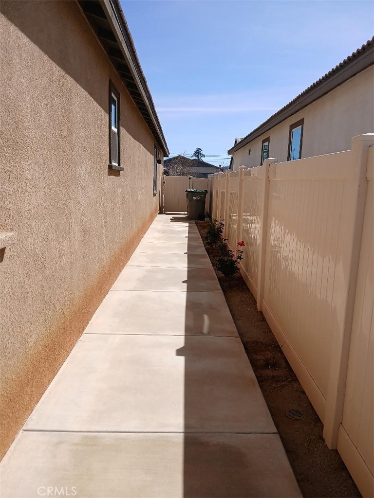 5081 Larkspur Road Banning, CA 92220 - Photo 34 of 36 West side of home.