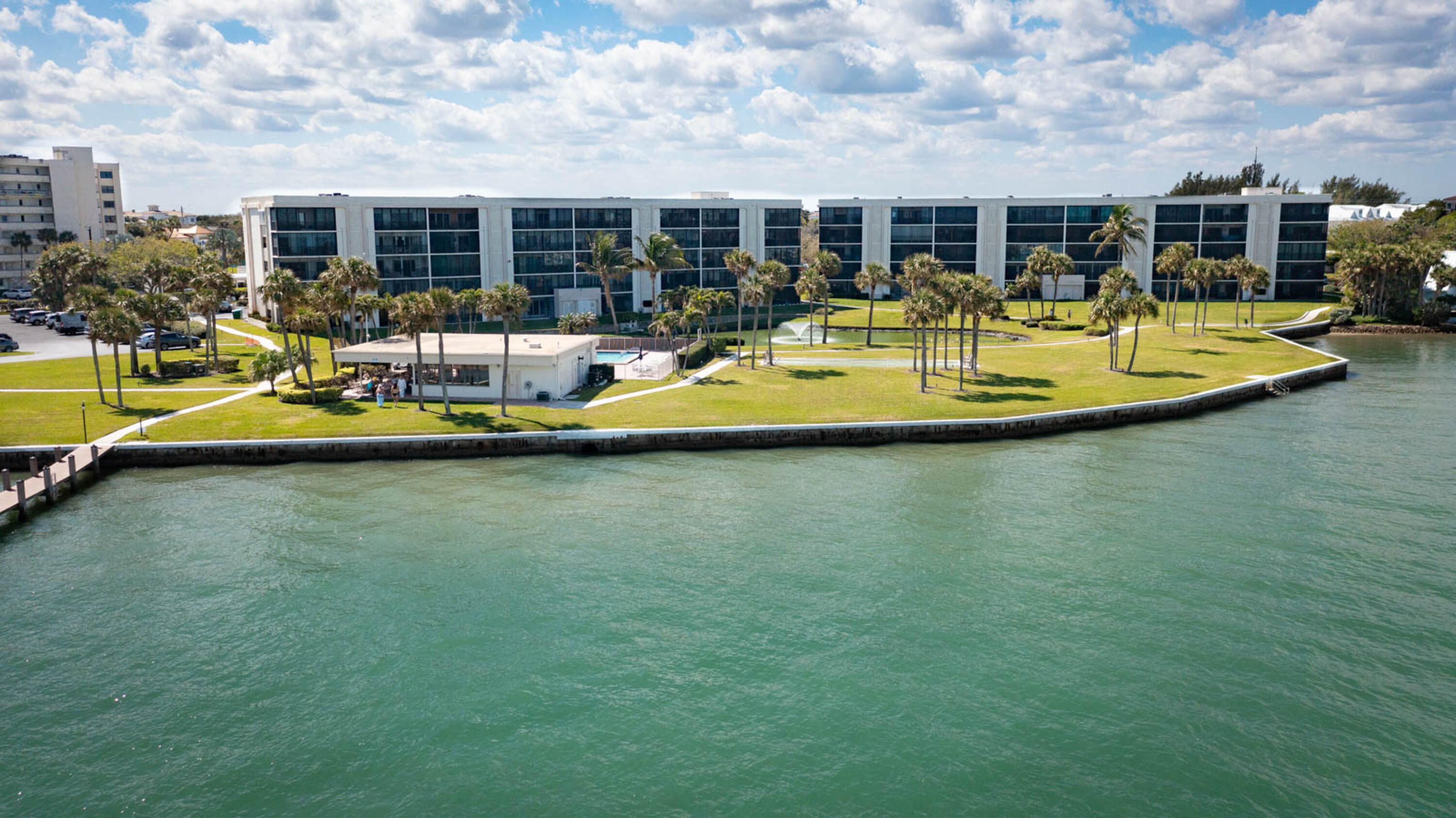 300 Intracoastal Place, Unit 403 Jupiter, FL 33469 - Photo 33 of 38 300 Intracoastal Pl Apt 403-33