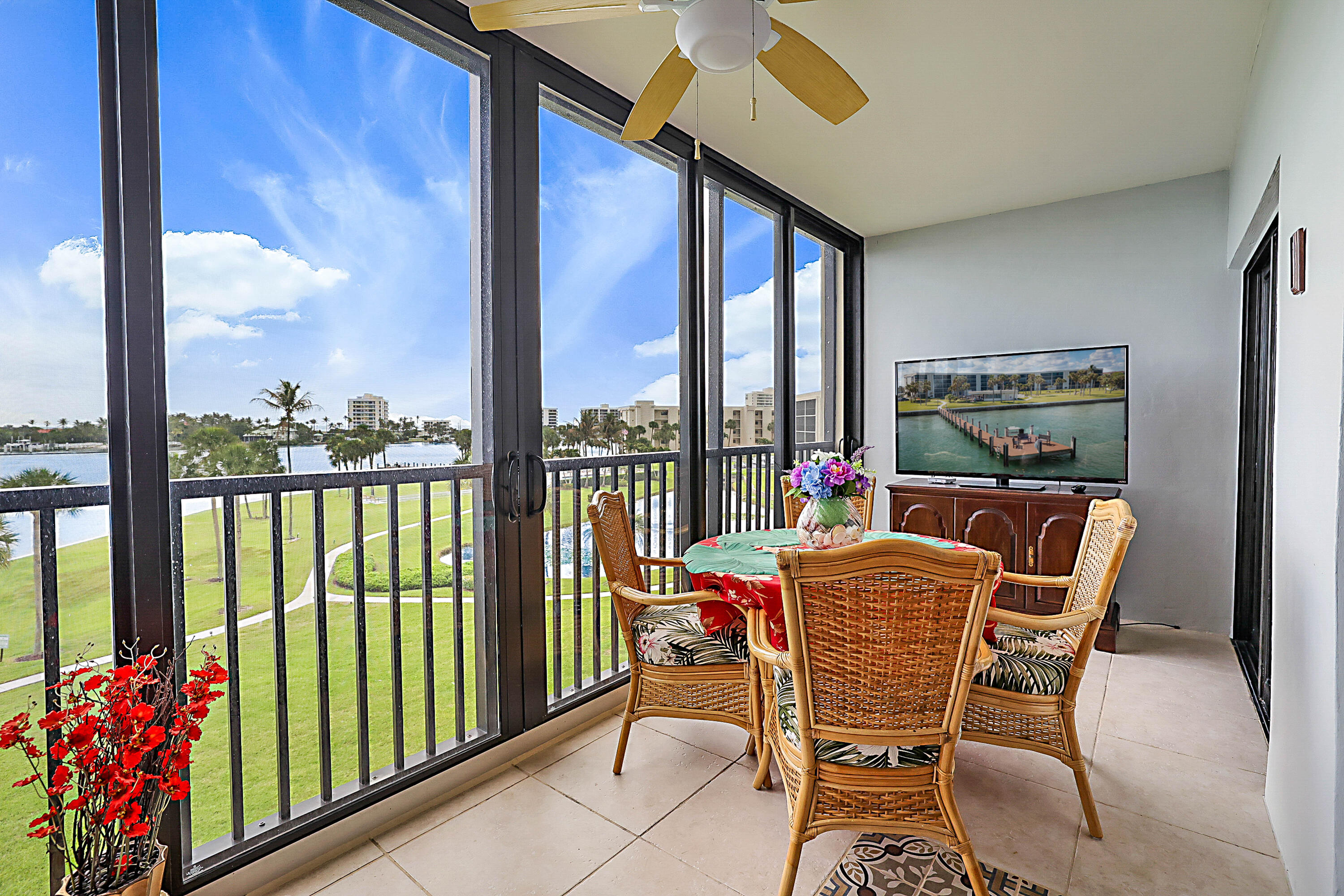 300 Intracoastal Place, Unit 403 Jupiter, FL 33469 - Photo 10 of 38 300 Intracoastal Pl Apt 403-10
