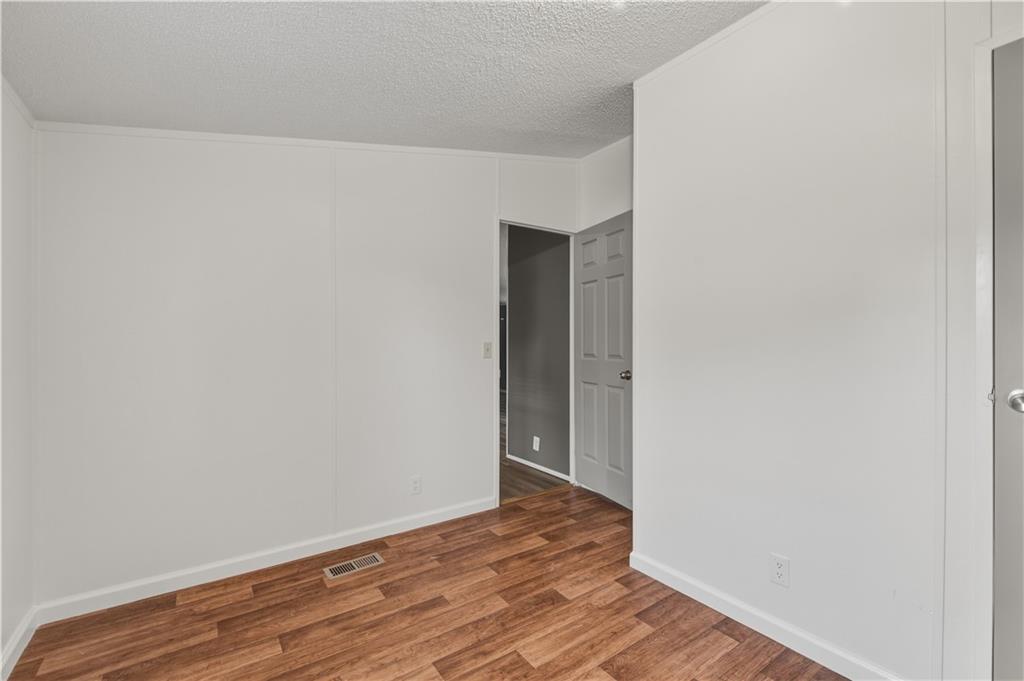 285 Mountain View Calhoun, GA 30701 - Photo 16 of 22 Gallery Image 16