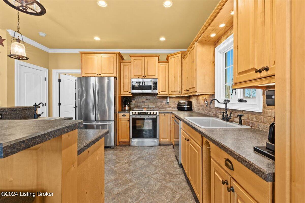 874 Royalty Ridge Road Willisburg, KY 40078 - Photo 15 of 67 13-874 Royalty Ridge Rd-13