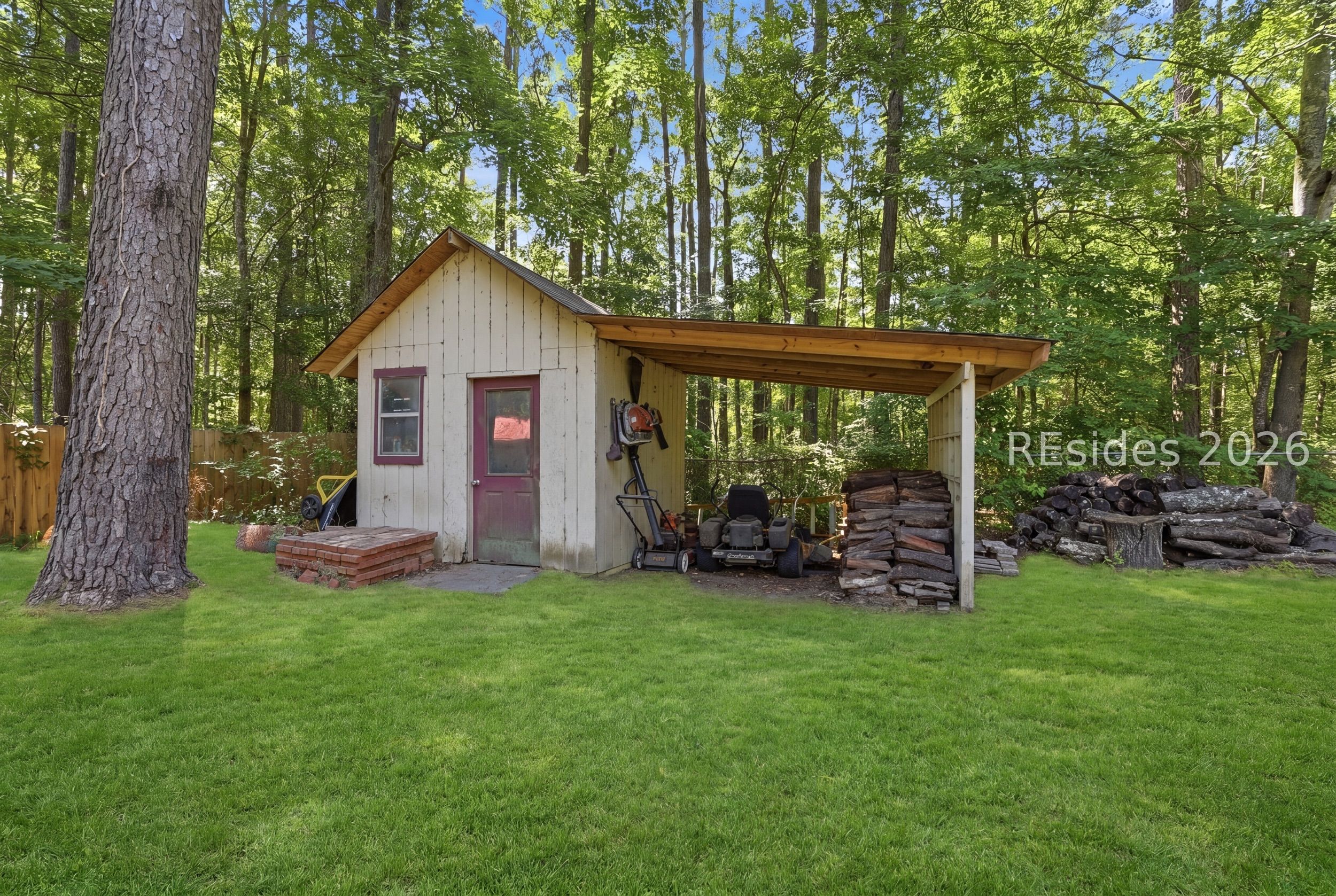 662 Old House Road Ridgeland, SC 29936 - Photo 37 of 54 Detached Shed with Endless Possibilities.