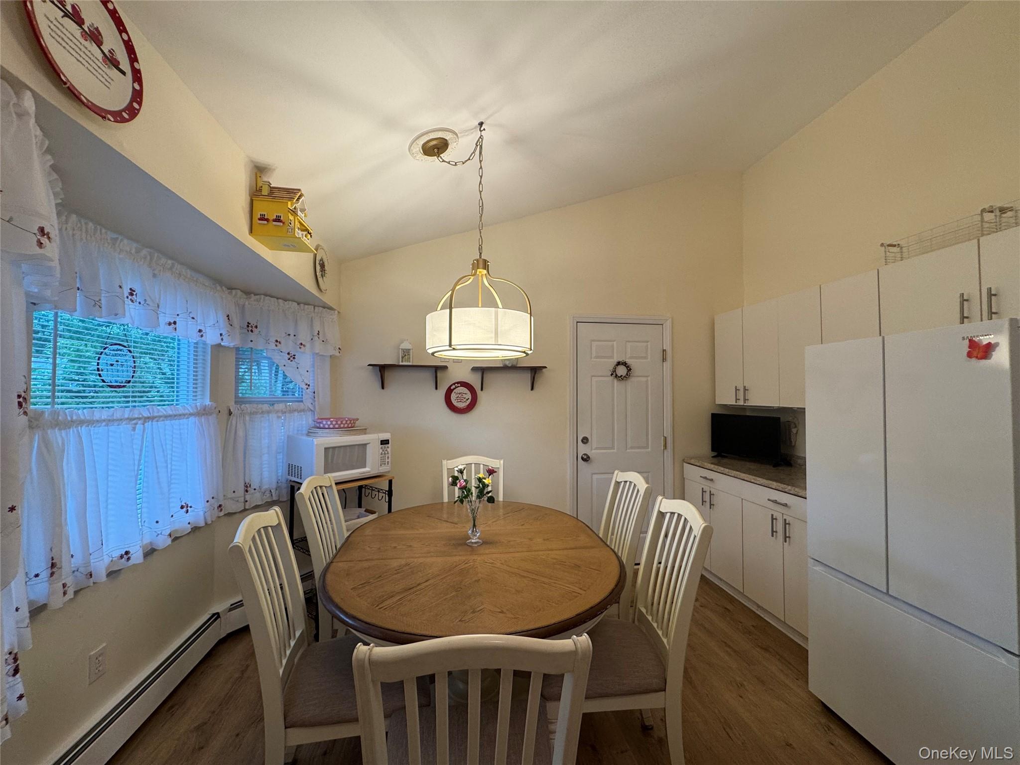 258 Floyd Road Shirley, NY 11967 - Photo 6 of 23