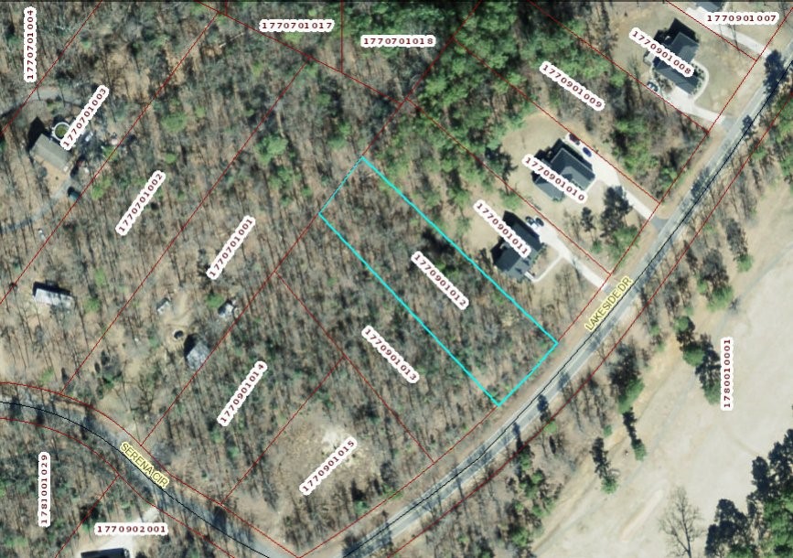 522 Lakeside Drive Anderson, SC 29621 - Photo 8 of 10 Very deep lot with privacy