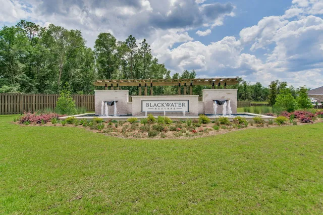 $331,900 | 8131 Fox Hunt Drive, Milton, FL 32583