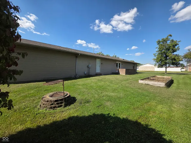 $229,500 | 508 Deer Run, Westport, IN 47283