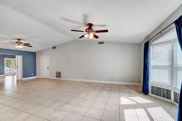 $3,550 | 1918 Southeast Cheltenham Street, Port St. Lucie, FL 34983