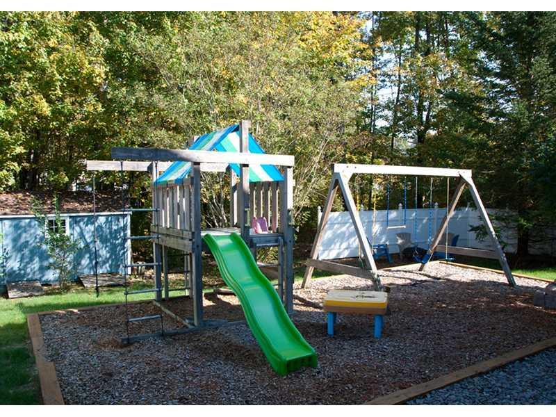 2 Rays Circle Scarborough, ME 04074 - Photo 15 of 16 Yard/Garden.