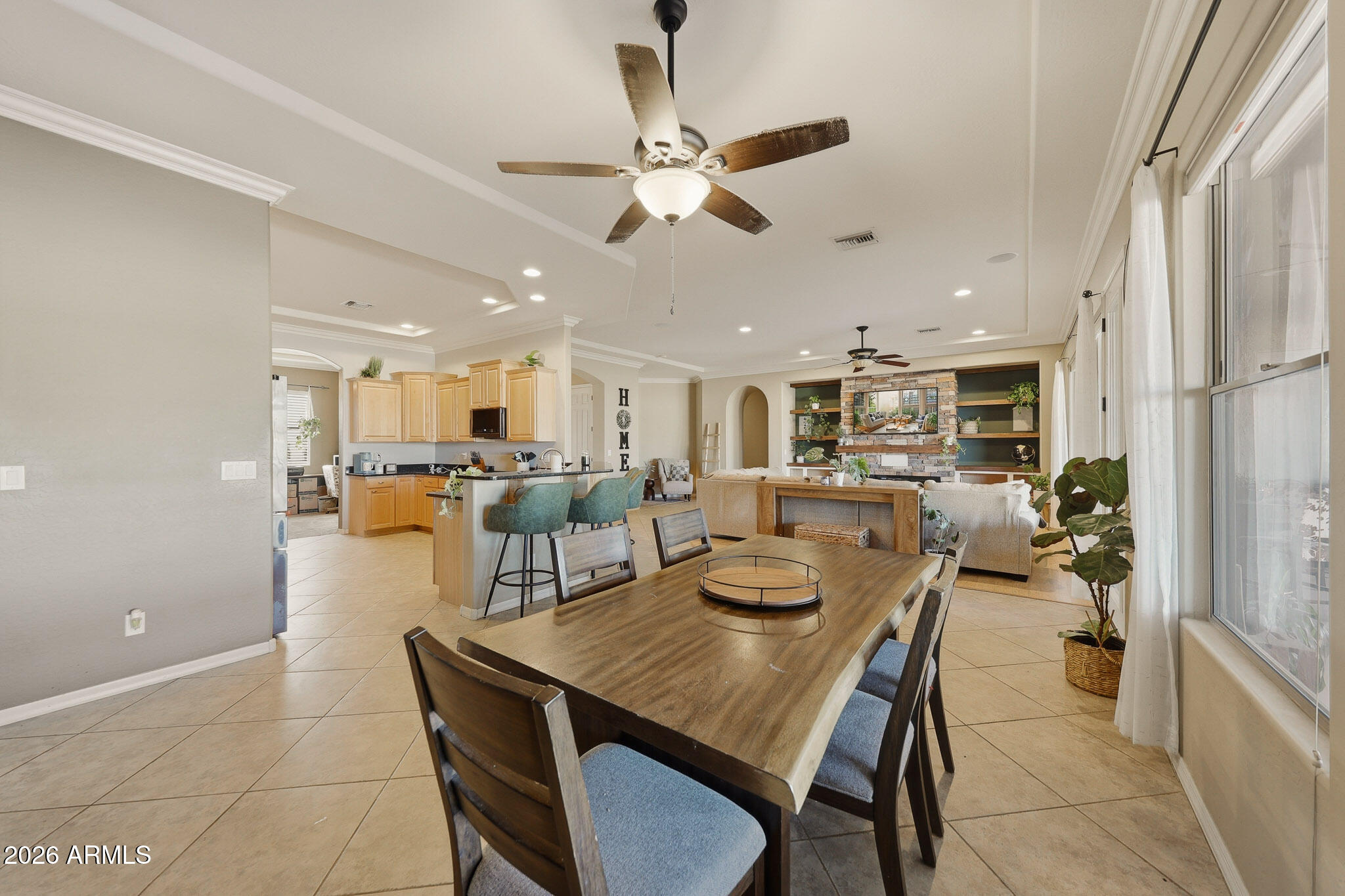 23024 West Sierra Ridge Way Wittmann, AZ 85361 - Photo 28 of 99 a view of a dining room and livingroom view