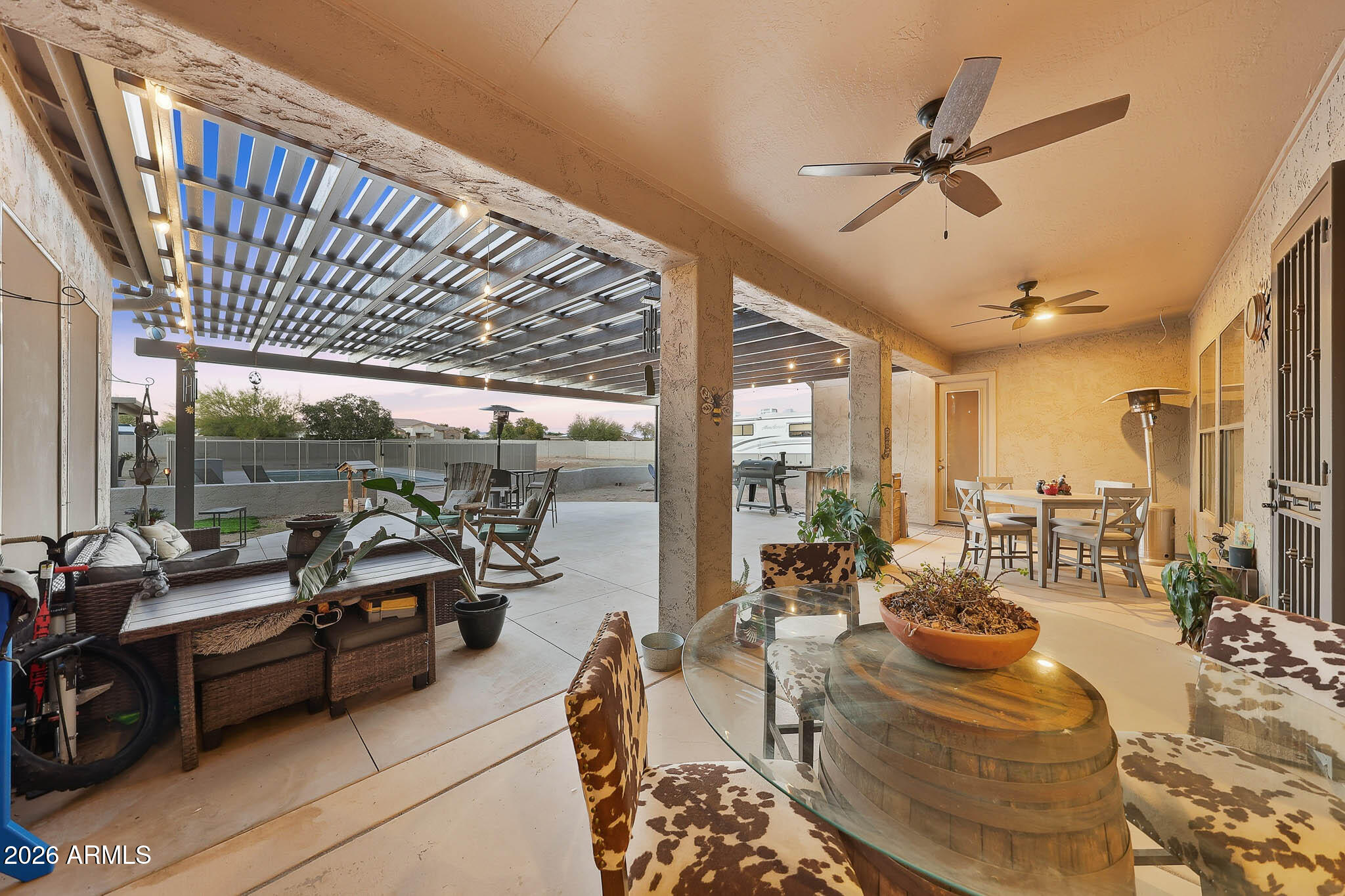 23024 West Sierra Ridge Way Wittmann, AZ 85361 - Photo 77 of 99 a living room with furniture