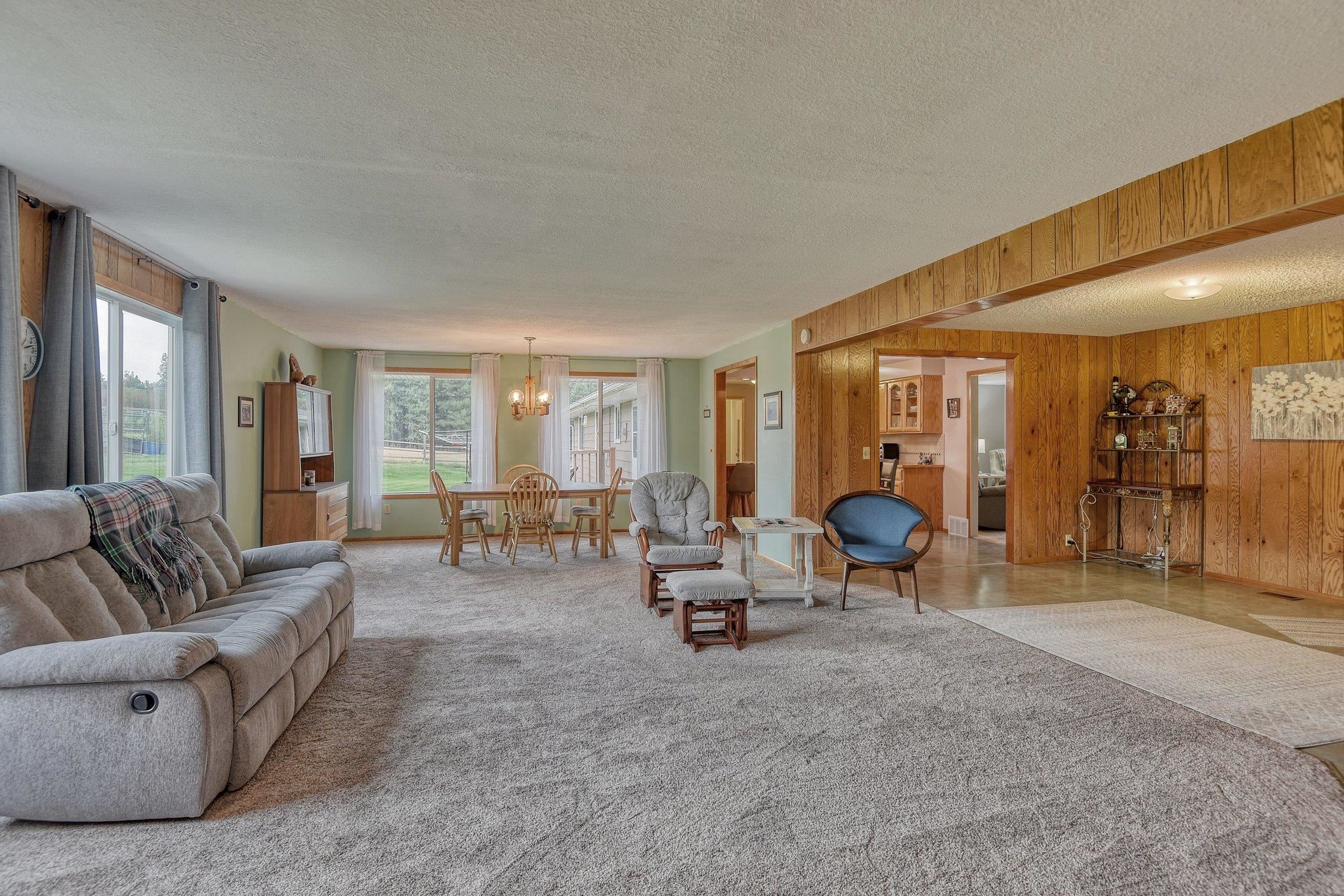 22011 North Panorama Road Colbert, WA 99005 - Photo 23 of 49