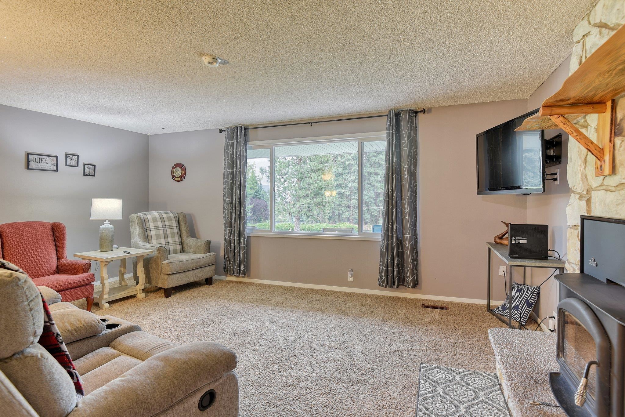 22011 North Panorama Road Colbert, WA 99005 - Photo 9 of 49