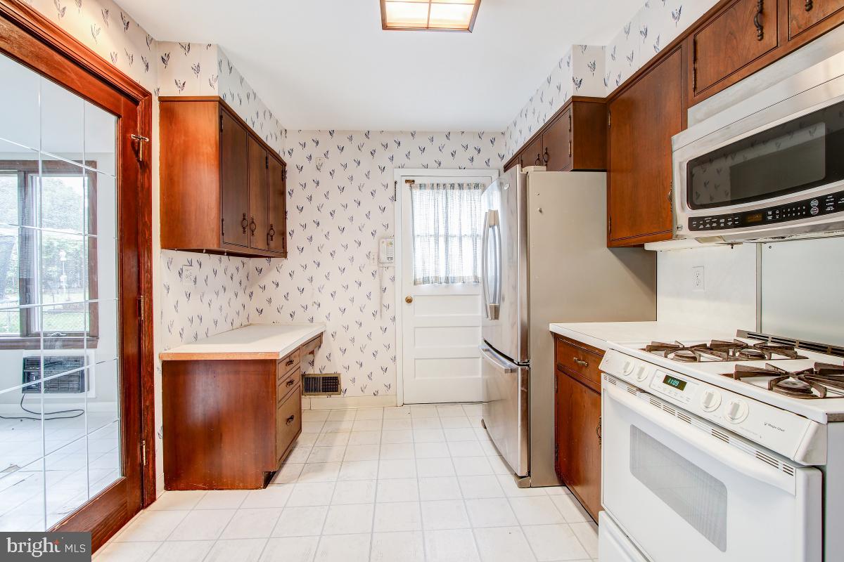 11814 Selfridge Road Silver Spring, MD 20906 - Photo 13 of 29