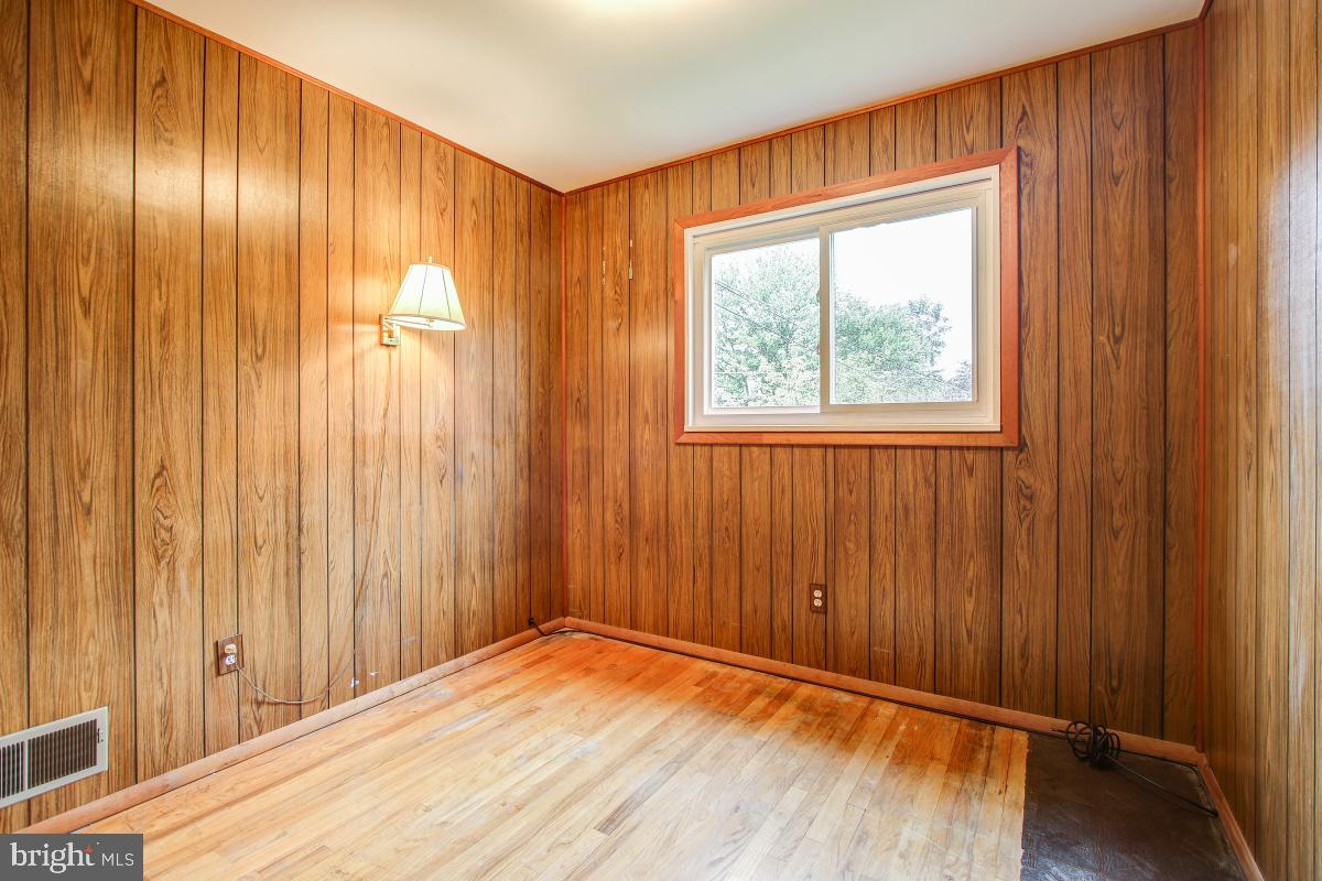 11814 Selfridge Road Silver Spring, MD 20906 - Photo 25 of 29 Bedroom3