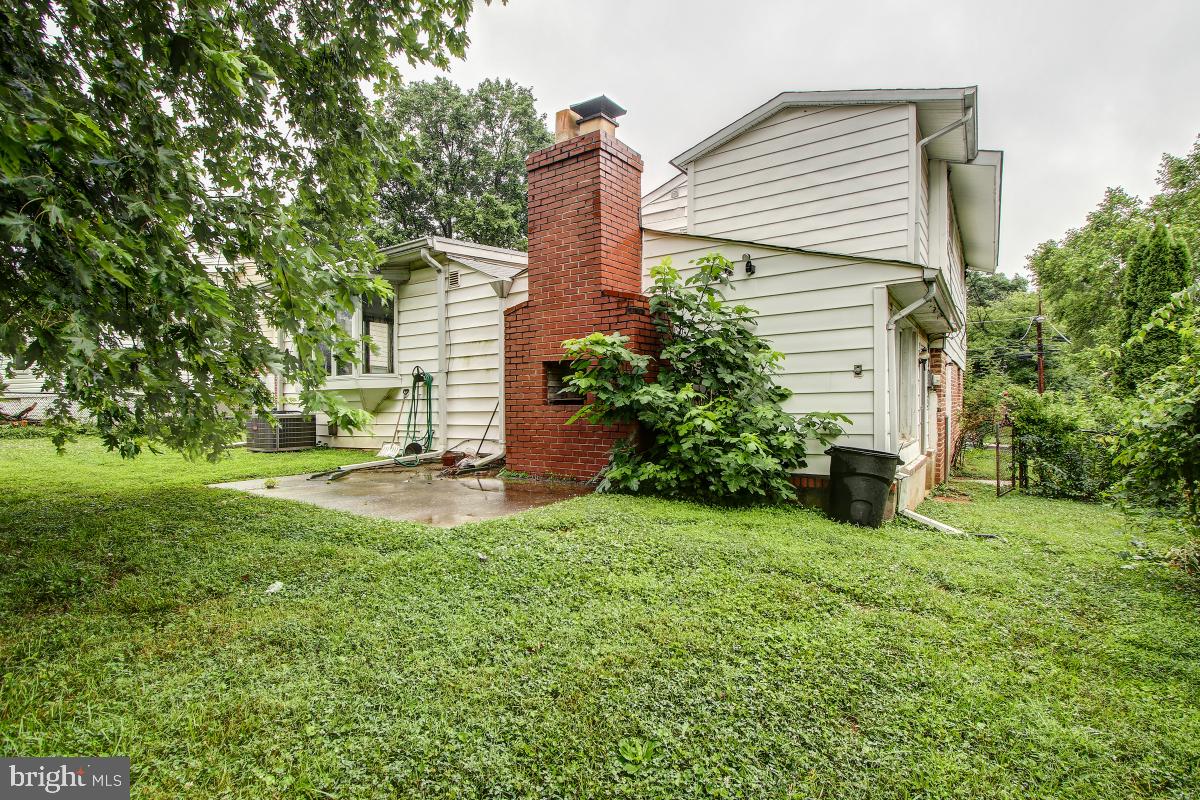 11814 Selfridge Road Silver Spring, MD 20906 - Photo 27 of 29 Rear